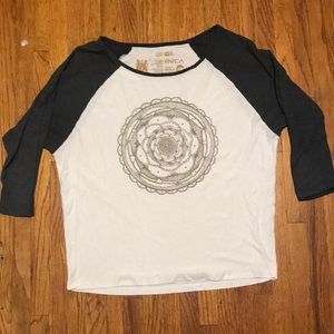 Roxy women’s baseball tee